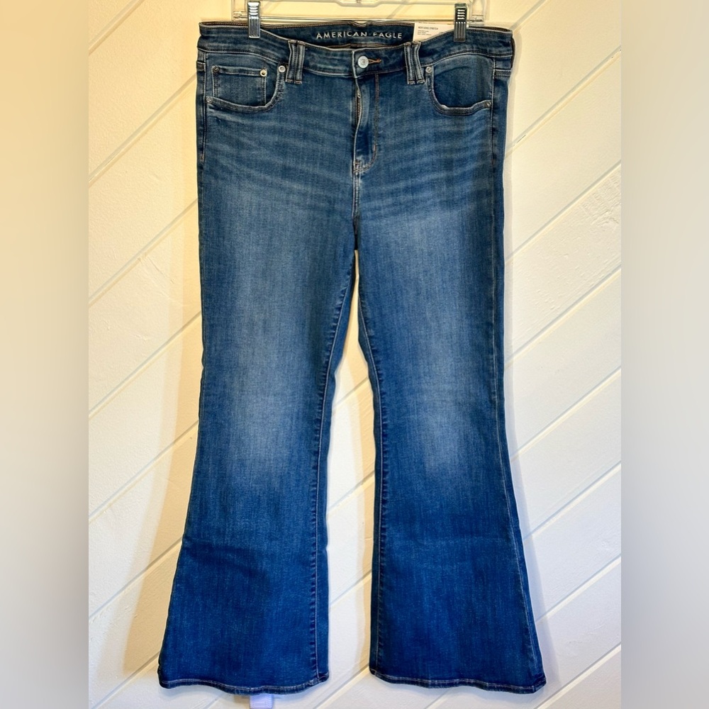 AE Next Level Stretch Low Rise Flare Jeans, Size 14, NWT